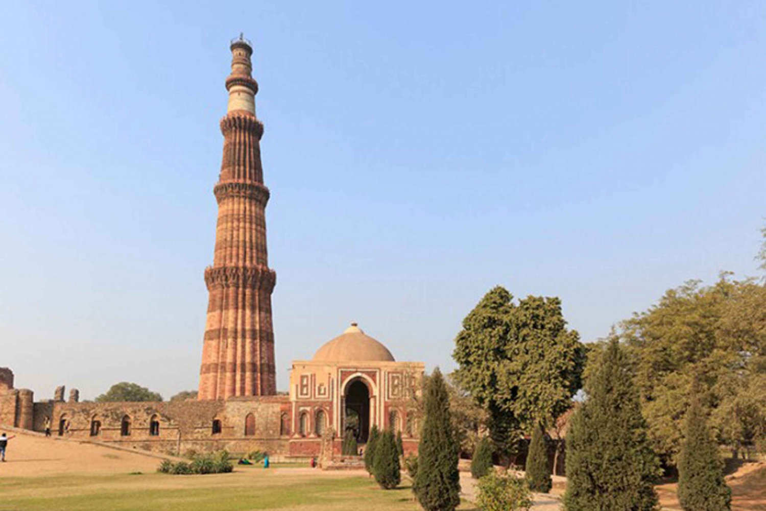From New Delhi: Delhi, Agra and Taj Mahal Guided Tour