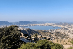 Tour di 3 giorni ad Ajmer e Pushkar (in treno/auto)