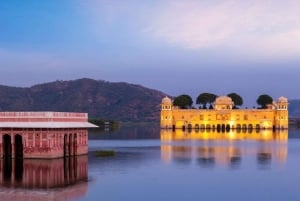 3 Days Golden Triangle Tour - Delhi Agra and Jaipur