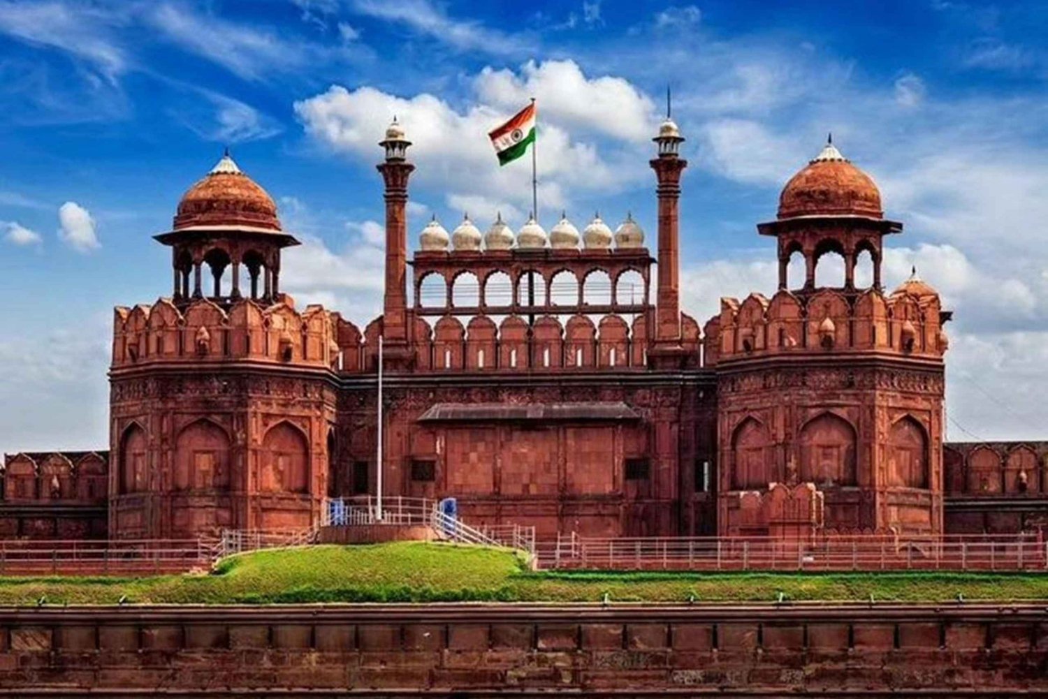 4 päivän Delhi, Jaipur & tiikerisafari Ranthamboressa ja Sariskassa.