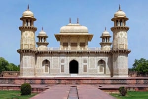 4 Days Golden Triangle Tour With Guide & Transport