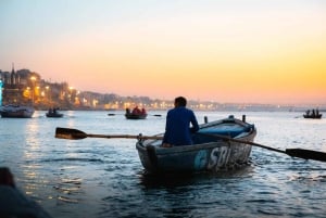 Tour privado de 6 días por el Triángulo Dorado con Varanasi - 4 ciudades