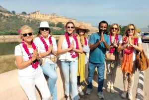 7 Days Golden Triangle India Tour with Varanasi