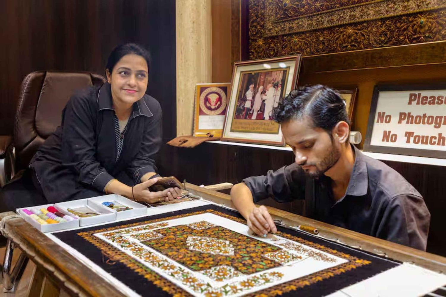 Passeio pelo artesanato e património de Agra com vista icónica