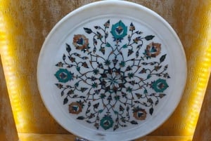 Экскурсия по ремесленным и историческим достопримечательностям Агры с культовым видом