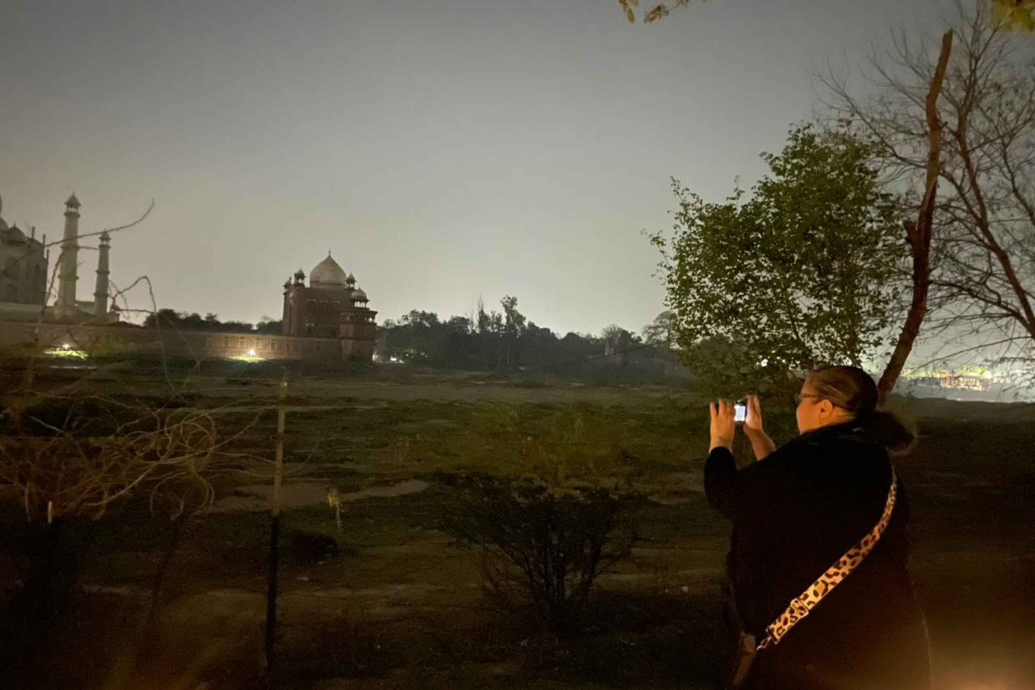 Agra: 2-Day Agra City & Taj Mahal Tour with Accommodation