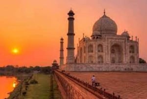 Agra : - Visite privée du Taj Mahal en coupe-file