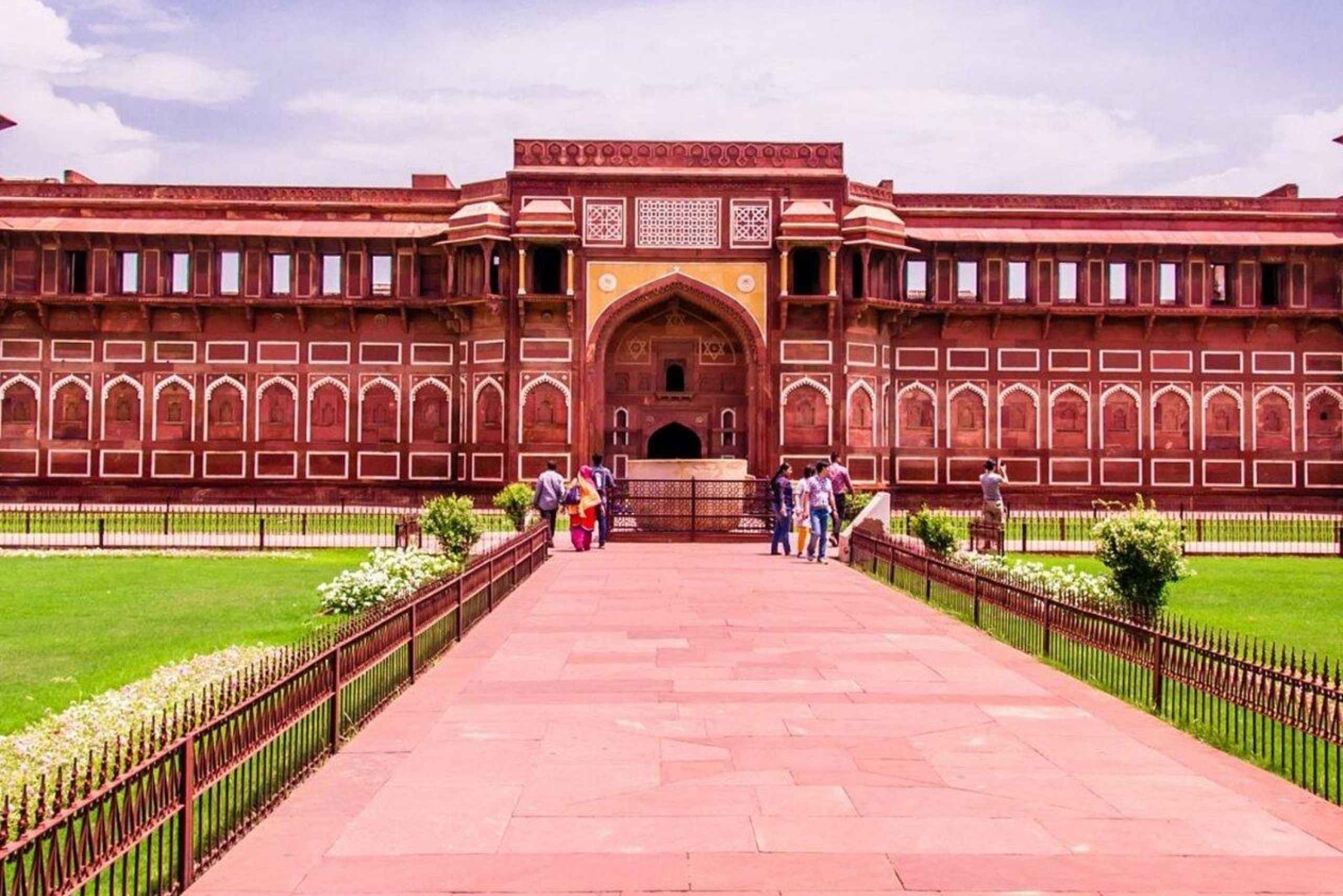 Agra: Inträdesbiljett till Taj Mahal för utlänningar och indier