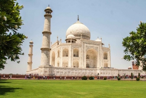 Agra: tour all'alba e al tramonto al Taj Mahal con servizio di prelievo in hotel