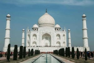 Agra: tour all'alba e al tramonto al Taj Mahal con servizio di prelievo in hotel