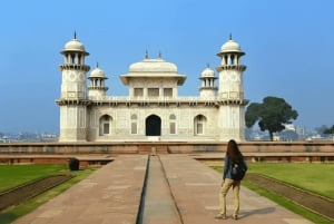 Agra-Trip: Taj Mahal, Agra Fort & Baby Taj Express-Tour