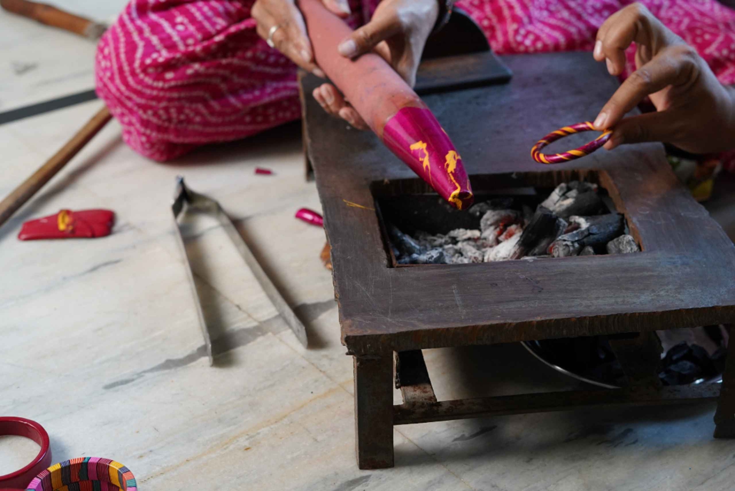 Ajmer: Lac Jewelry Workshop with Local Artisan