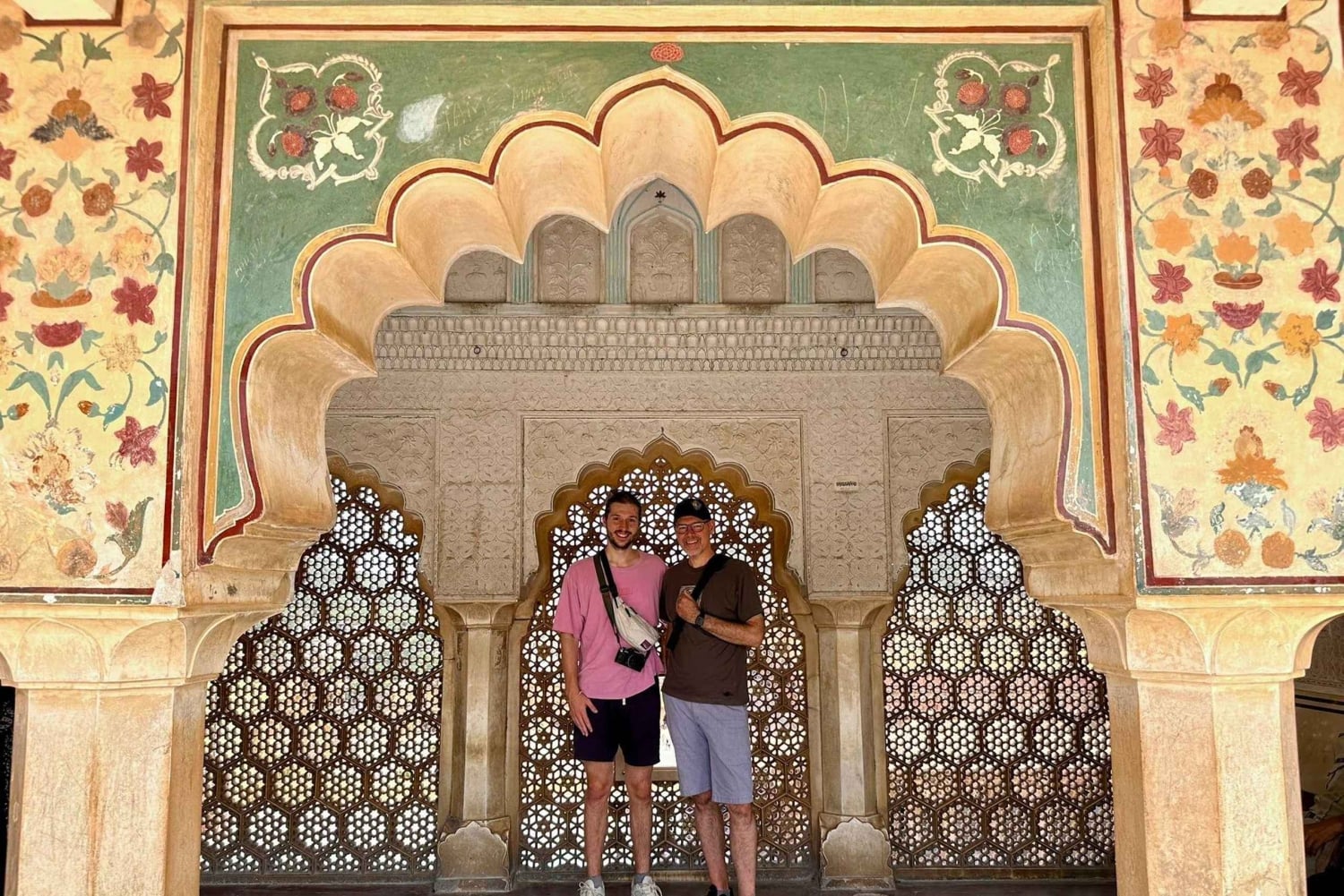 Amber Fort Hidden Stepwell & Heritage Village Walk with Chai