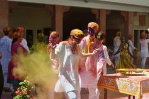 Fira Holi med lokalbefolkningen i Jaipur