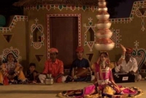 Jaipur Evening Tour Chokhi Dhani kyläkulttuuri illallisella