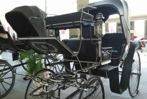 City Palace: Muzeum zabytkowych samochodów i galeria kryształów - pół dnia