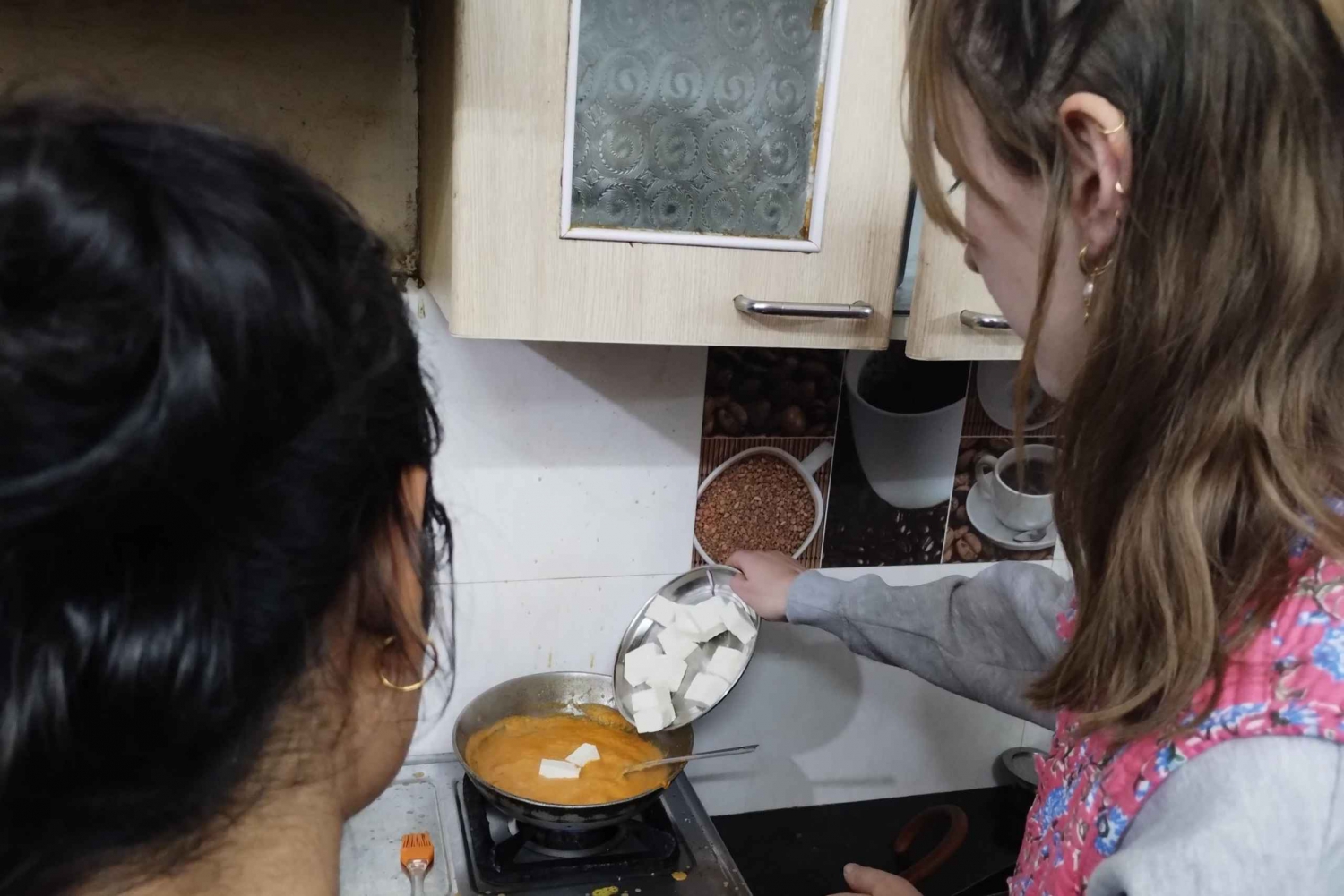 Kjøkkenet er ditt Matlagingskurs i Jaipur med henting og bringing