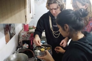 Jaipur: Kitchen is yours Cooking class with Pickup & Drop