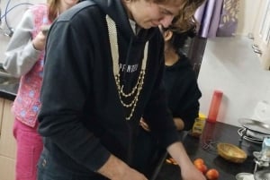 Jaipur: Kitchen is yours Cooking class with Pickup & Drop