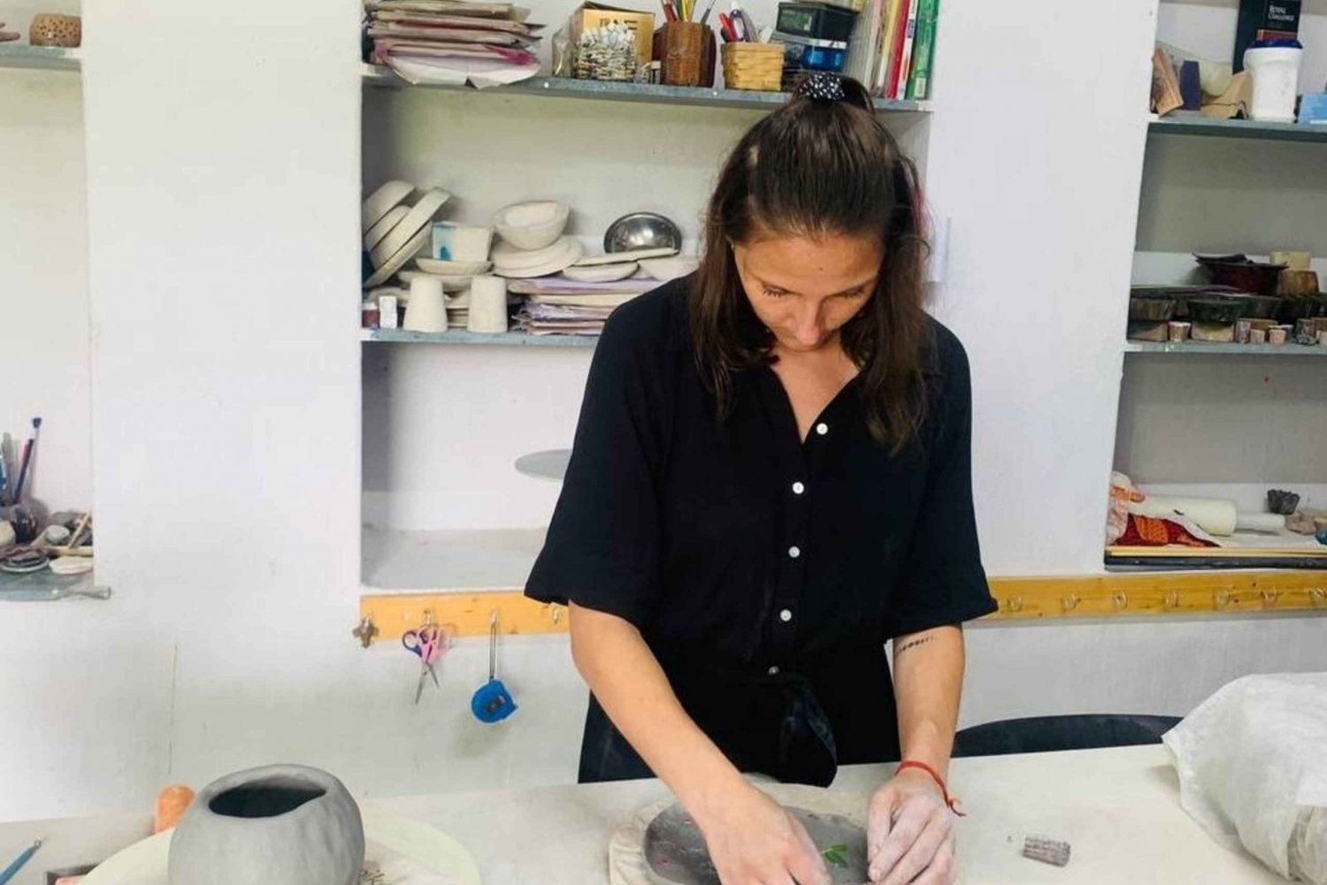Crea tu propia obra maestra de cerámica rajastaní