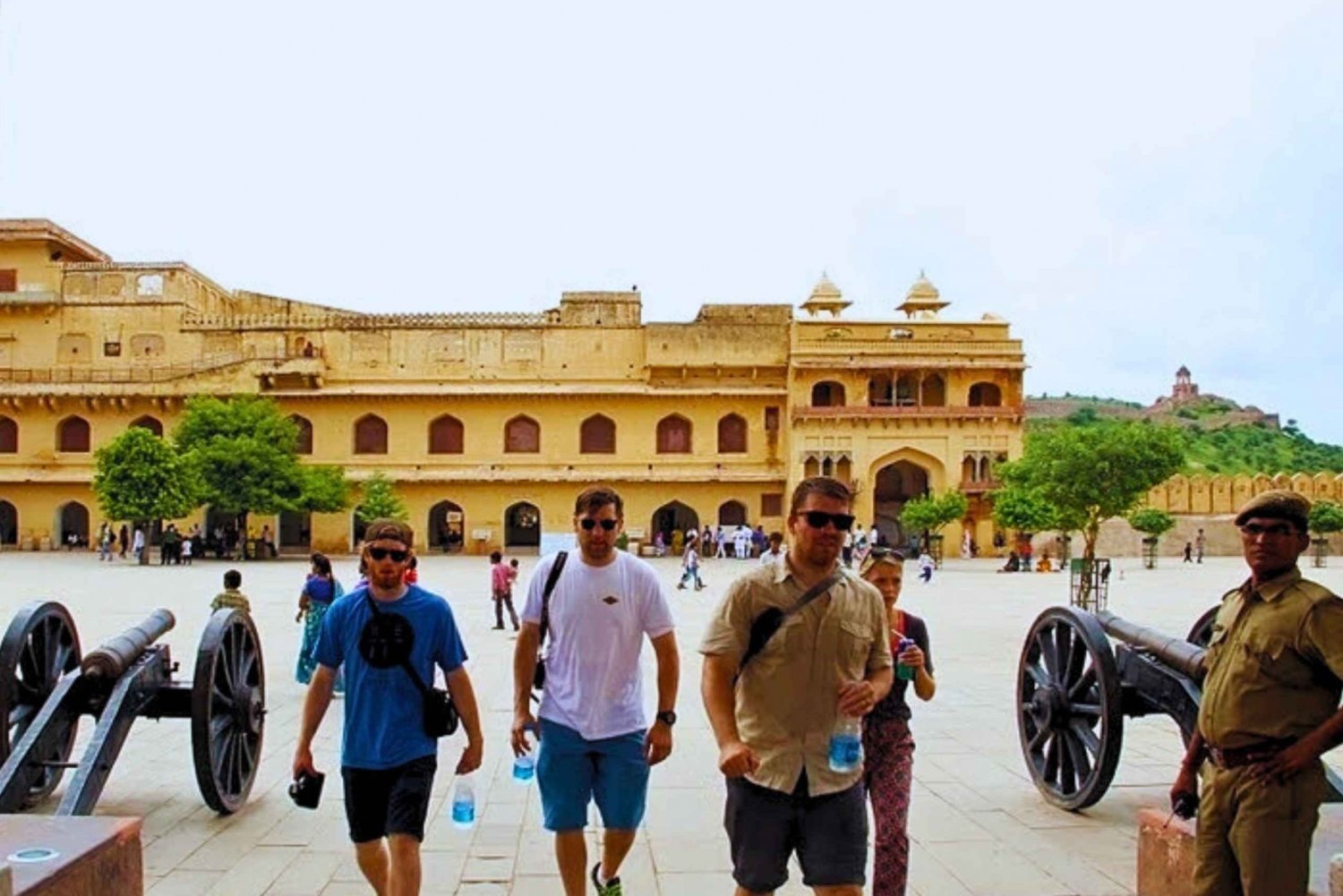Cultural Walking Tour of Jaipur with Snacks