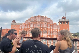 Kulturwanderung und Essenstour mit Guide in Jaipur.