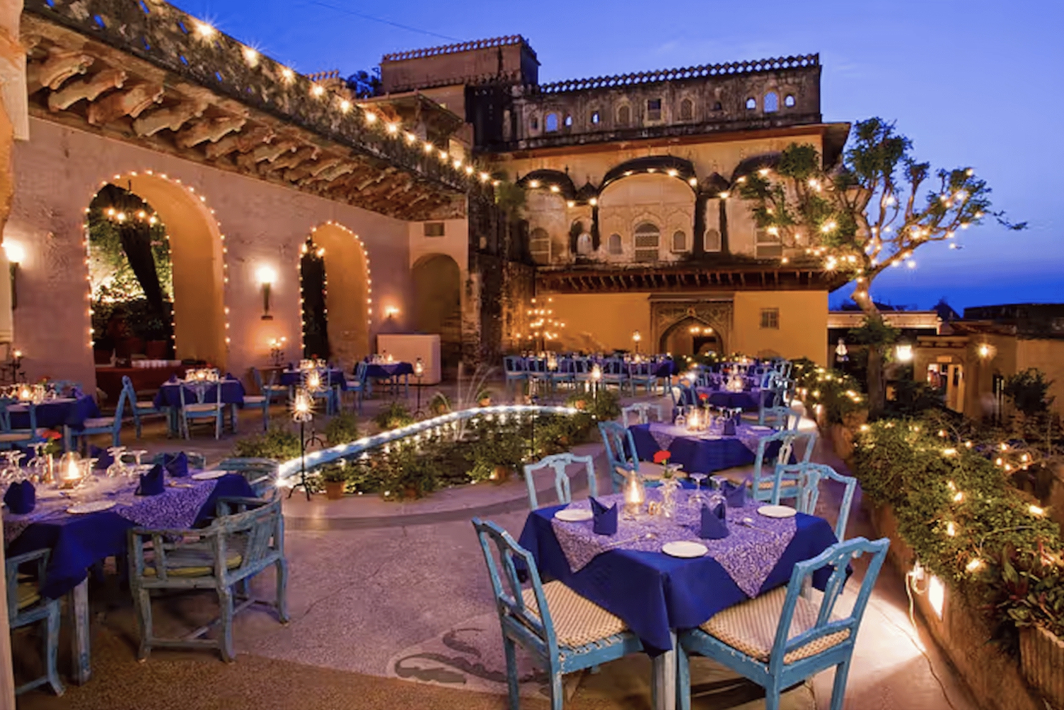 Delhi: Neemrana-fortet fra 1400-tallet – bil, guide, lunsj