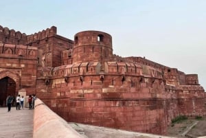 Delhi Agra Jaipur: 4-tägige geführte Tour mit privaten Transfers