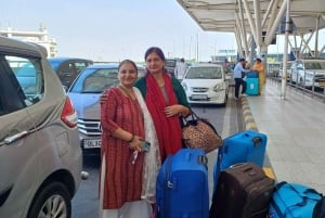 Delhi/Agra/Jaipur: Private One Way Transfer