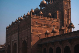 Delhi/Agra/Jaipur Transfer via Fatehpur Sikri & Stepwell