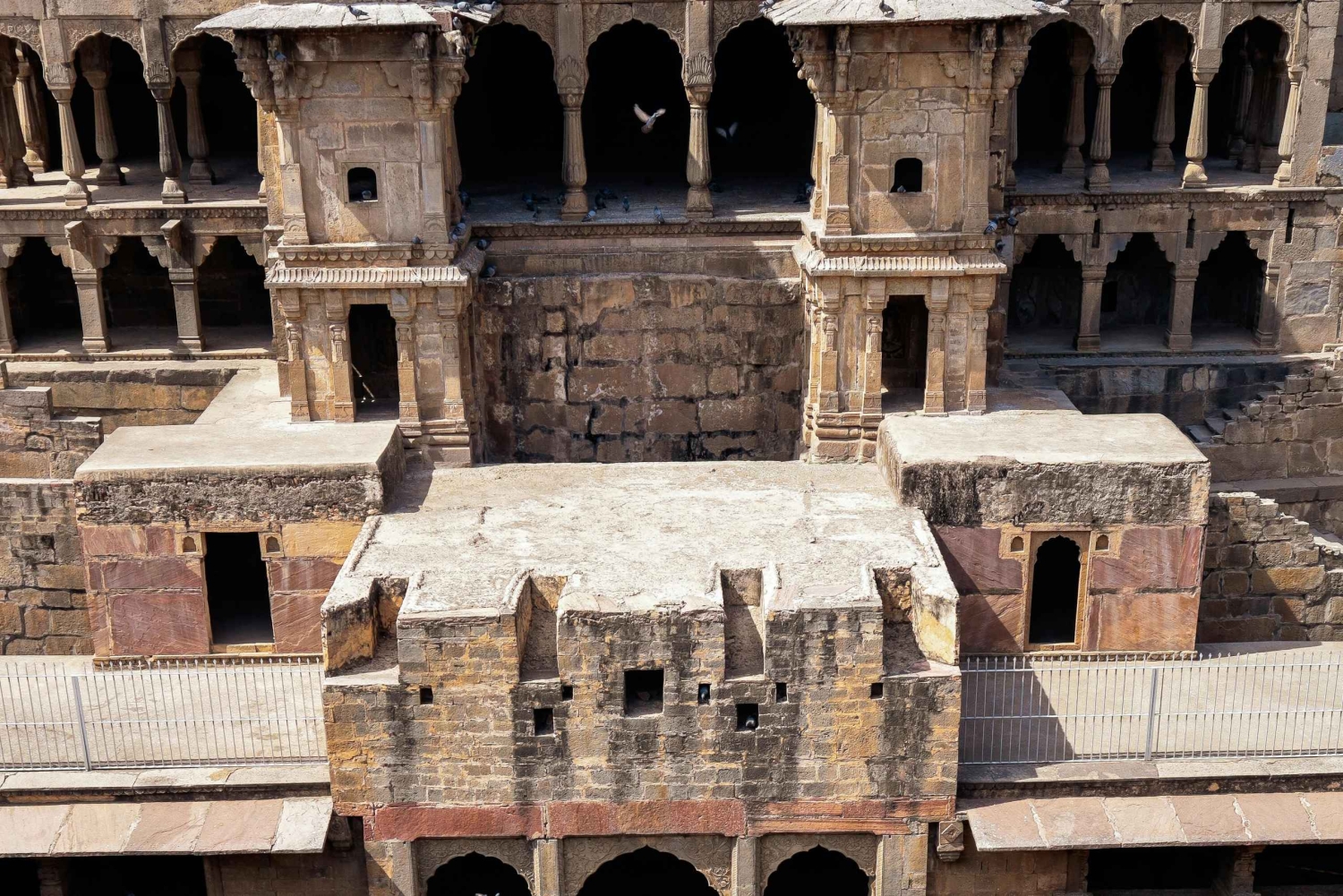 Delhi Agra Jaipur Transfer mit Fatehpur Sikri & Stepwell