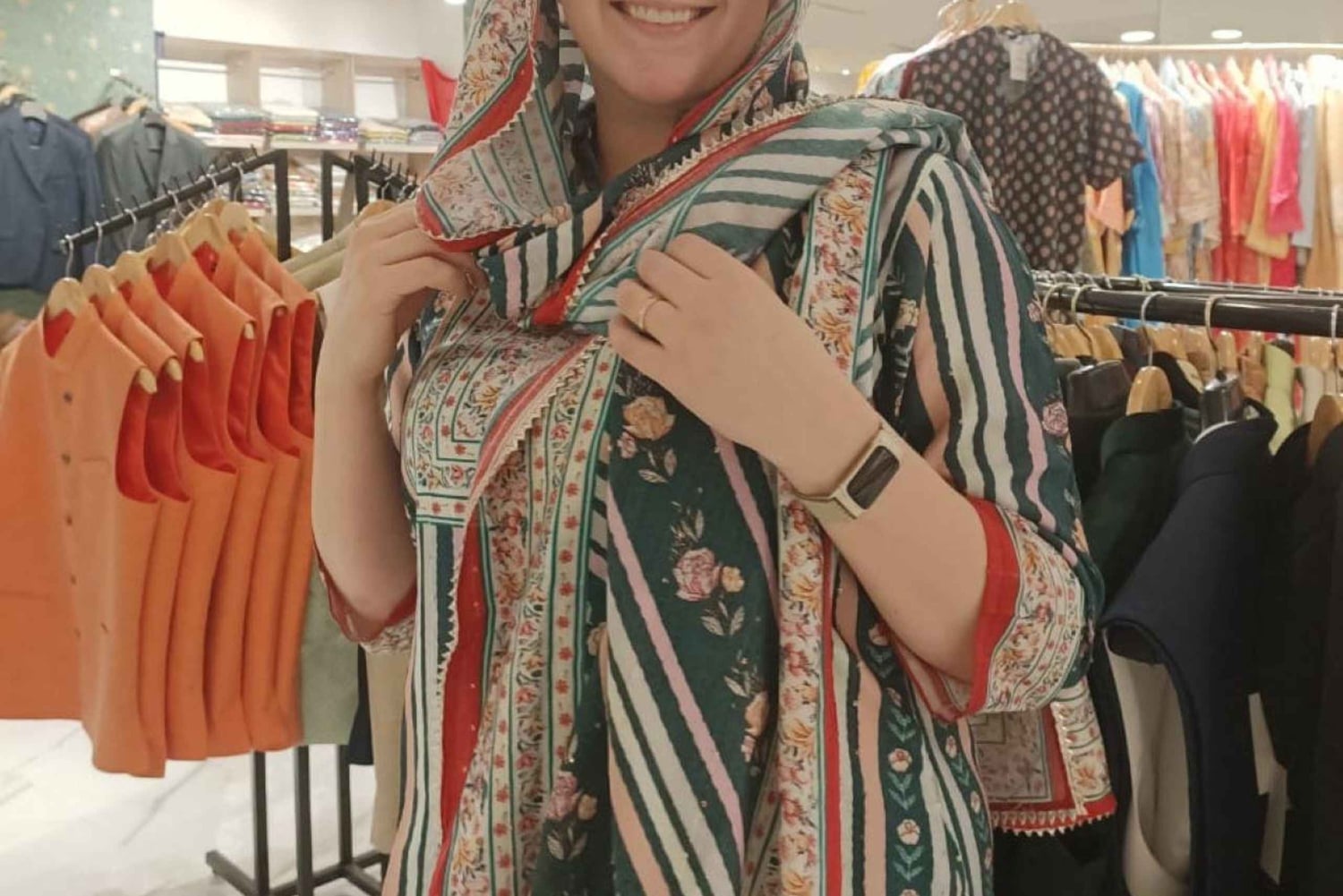 Delhi: Designer Threads & Hidden Workshops Tour