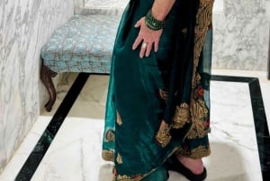 Delhi: Designer Threads & Hidden Workshops Tour