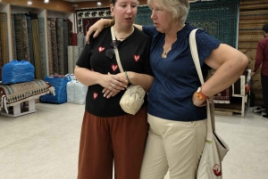 Delhi: Designer Threads & Hidden Workshops Tour