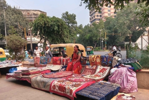 Delhi – ainutlaatuinen Jaipurin päiväretki kuljetuksella