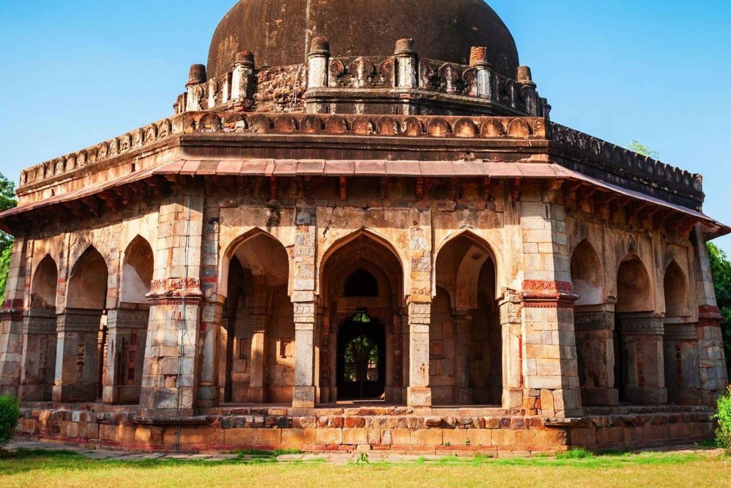 Delhi: Golden Triangle Tour with Ayurvedic Massages