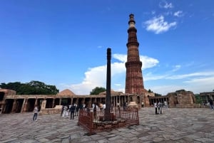 Delhi: Golden Triangle Tour with Taj Mahal, Forts & Palaces