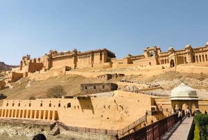 Delhi: Privat 5-dagars Gyllene Triangeln-tur med kvinnlig guide