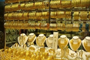 Delhi: Yksityinen puolen päivän ostoskierros oppaan ja kuljetuksilla