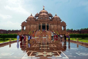 Delhi: Swaminarayan Akshardham Temple Evening Show