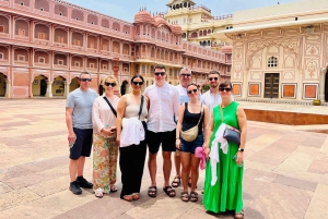 De Delhi a Jaipur: Excursión Privada de un Día con Guía Local
