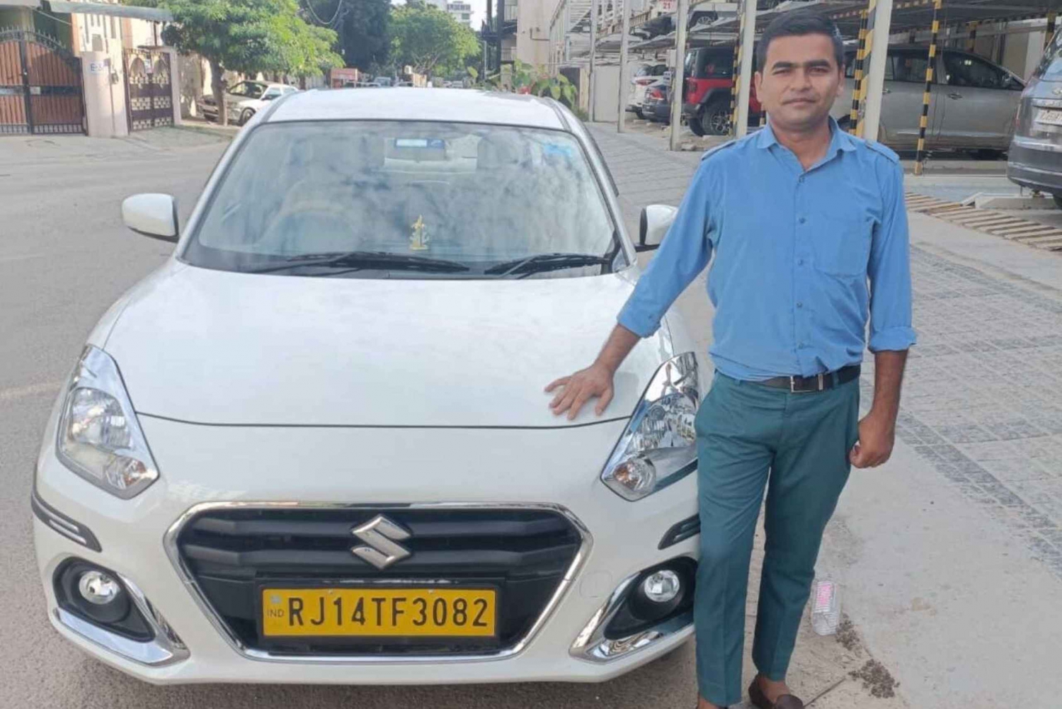 Upptäck en dagstur i Jaipur med bil
