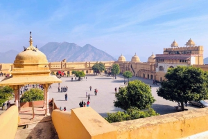 Scopri Jaipur con un tour in auto privata