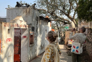 Evening Walking Tour with Fire Rituals-The Pushkar Route