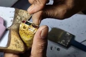 Experience Jaipur: Jewelry Making & Stone Cutting with Lunch