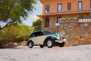 Experience Luxury: Private Museum, Vintage Car Ride