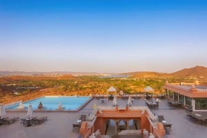 Luxus erleben: Privatmuseum, Oldtimer-Fahrt