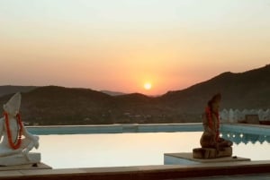 Luxus erleben: Privatmuseum, Oldtimer-Fahrt