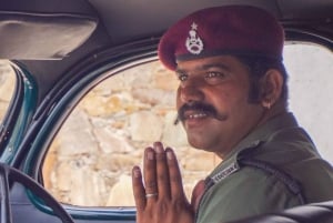 Luxus erleben: Privatmuseum, Oldtimer-Fahrt