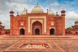Udforsk Agra fra Jaipur og kør til Delhi med transport